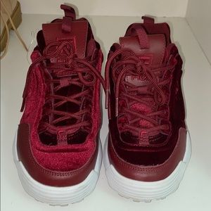 Low- use Fila sneakers